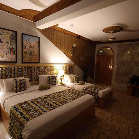 ホテル Oak Residency ギルギット エクステリア 写真