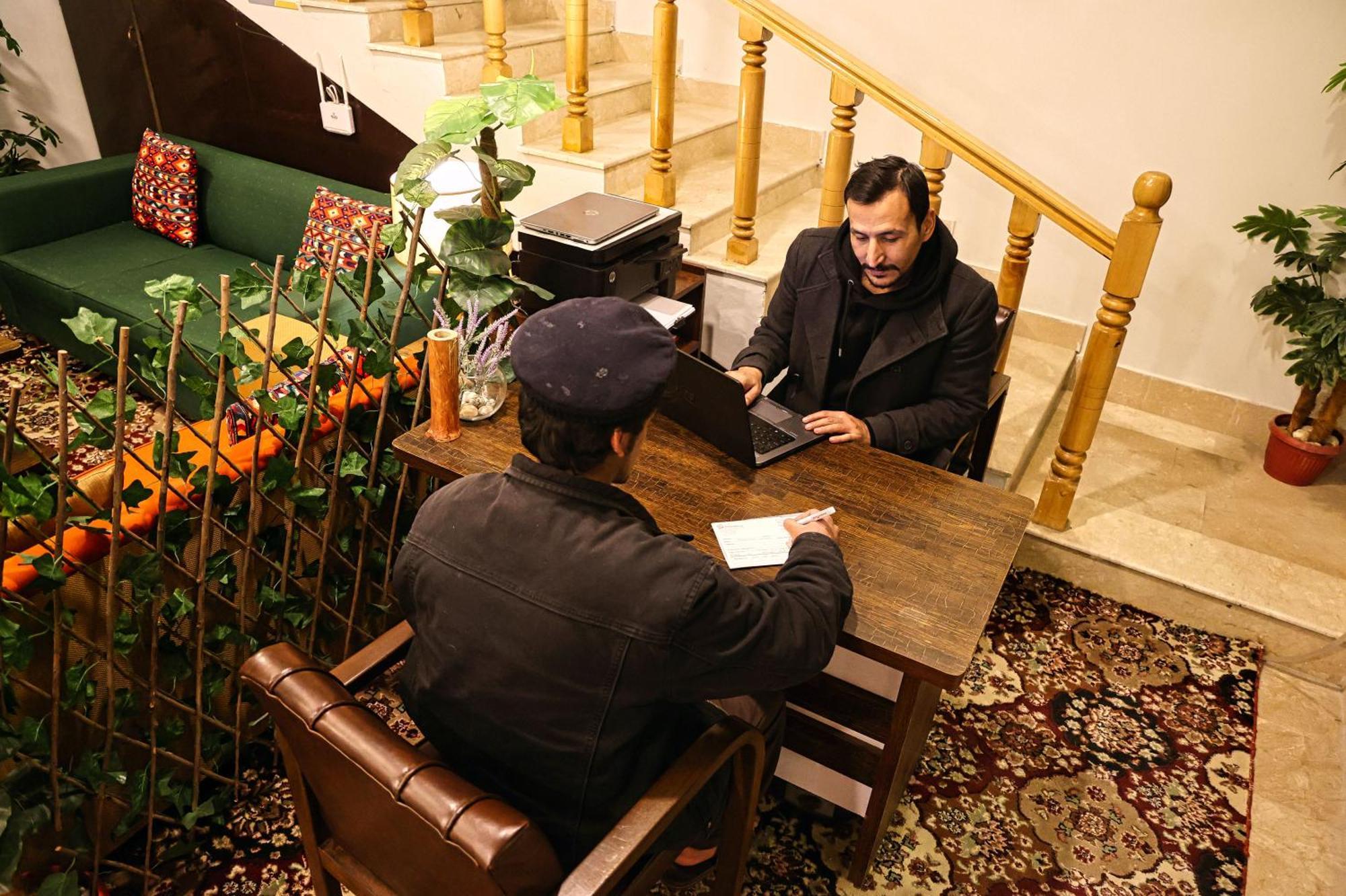 ホテル Oak Residency ギルギット エクステリア 写真